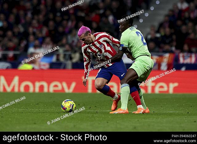 Madrid Spain; 02.04.2023.- Atletico de Madrid player Griezmann (L) Getafe player Dakonam. Atletico de Madrid vs Getafe La Liga match on matchday 20 held at the...