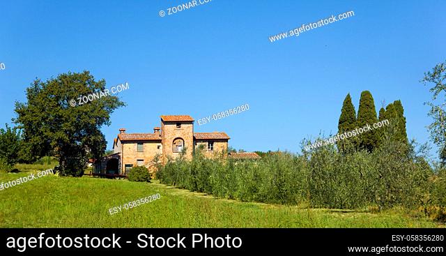 Schönes Toskana-Impressionen mit Gutshof, im Chianti-Gebiet, Italien