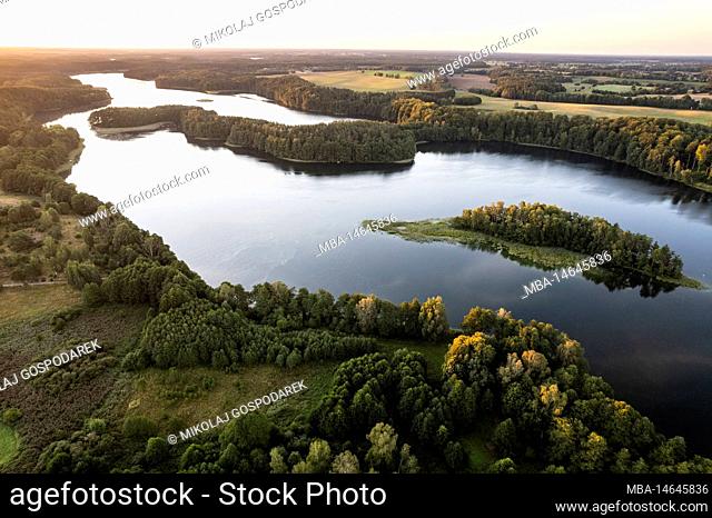 Europe, Poland, West Pomeranian Voivodeship, Pojezierze Drawskie - Jezioro Komorze / Komorze lake