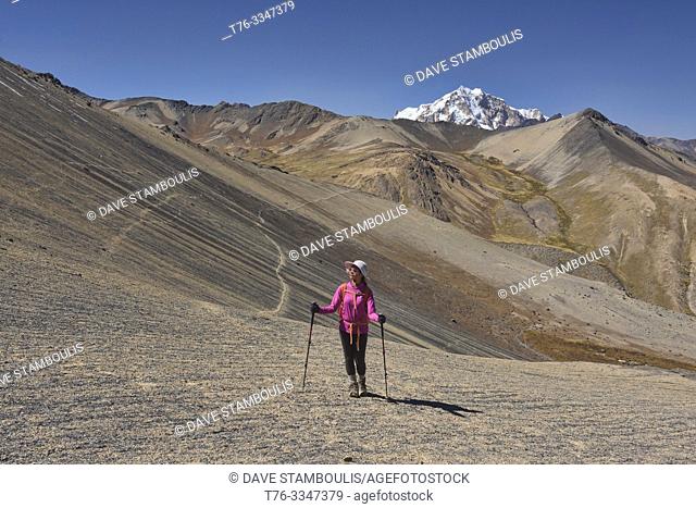 Trekking towards Huayna Potosi on the Cordillera Real Traverse, Bolivia