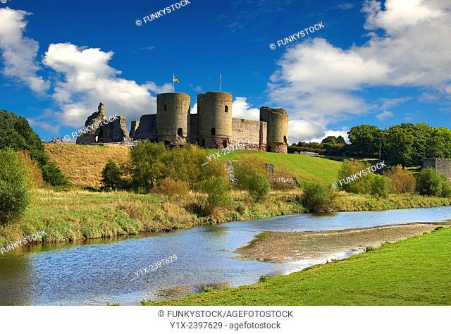 Rhuddlan Castle built in 1277 for Edward 1st next to the River Clwyd, Rhuddlan, Denbighshire, Wales