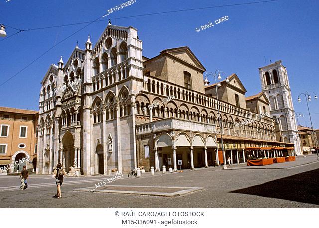 Duomo (cathedral). Ferrara. Emilia-Romagna, Italy
