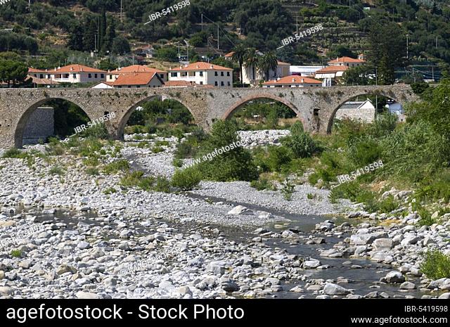 Medieval Bridge, River Argentina, Taggia, Italian Riviera, Liguria, Italy, Europe