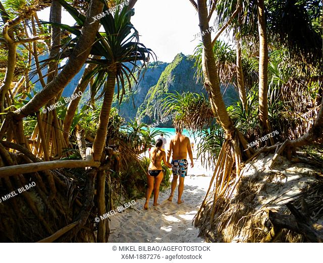 Tourists in Maya Bay  Phi Phi Leh island  Krabi province, Andaman Sea, Thailand