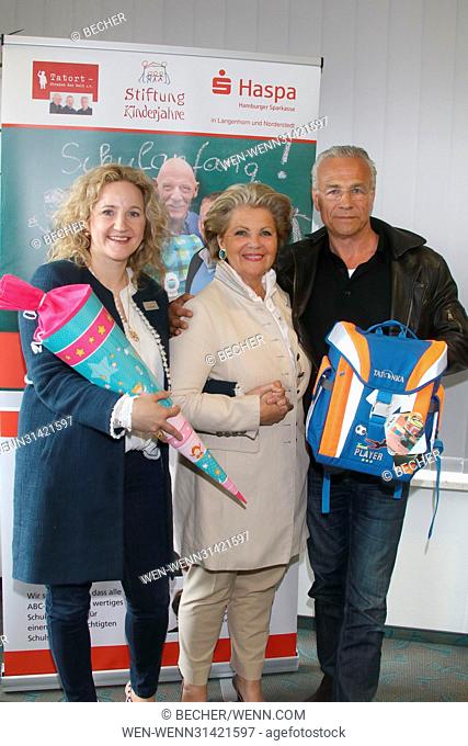 Klaus J. Behrendt and Haspa support charity campaign 'Wir starten gleich, Kein Kind ohne Schulranzen' with Stiftung Kinderjahre and Tatort e.V