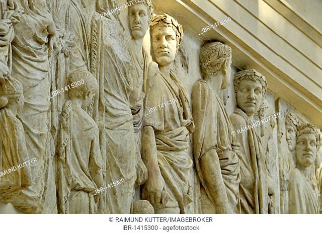 Relief frieze procession, ruling family, senators, peace altar Ara Pacis Augustae, north side, Rome, Lazio, Italy, Europe