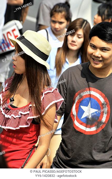 fashion savvy youth , fashion quarter of chatuchak weekend market, everyday living , bangkok , Thailand