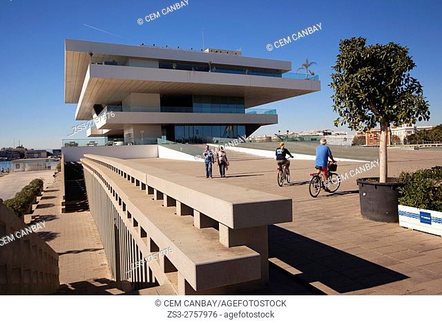 People in front of the Veles e Vents, building by David Chipperfield, Port Americas Cup, Valencia, Spain, Europe