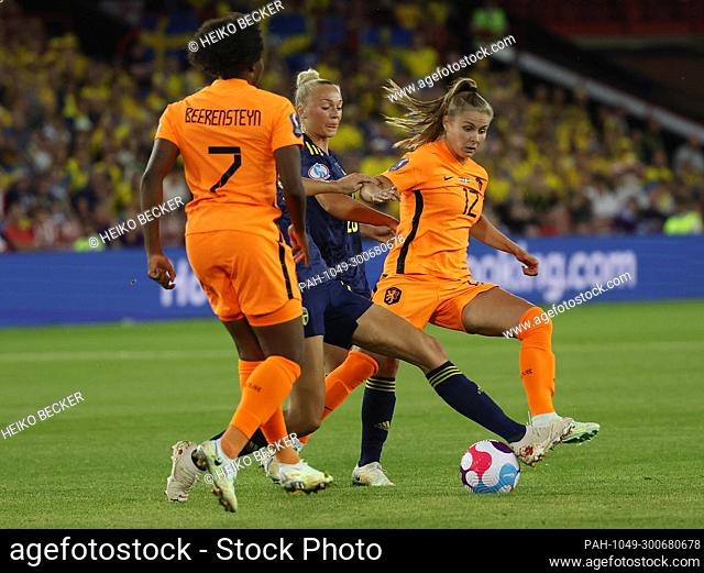 09.07.2022, Fussball, UEFA Womens EURO 2022, Netherlands - Sweden, GB, Sheffield, Bramall Lane Bild: v. li. Lineth Beerensteyn (7 Netherlands)