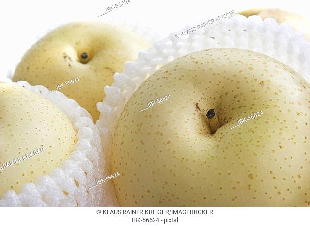Nashi pear, a fruit from Asia, tastes like apple, were sold in a nice net