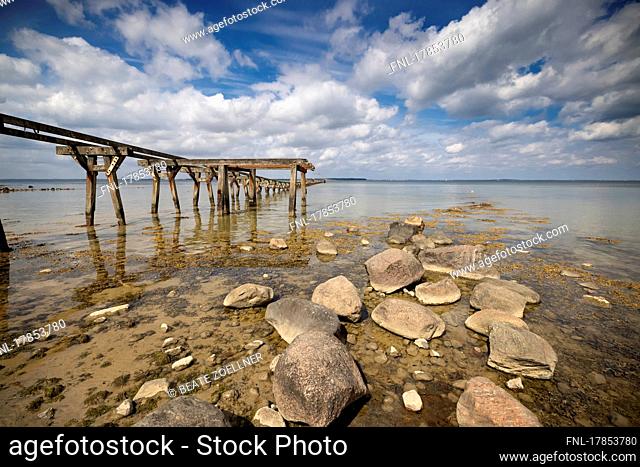 Wooden remains of the former Quern pier (Steinbergkirche municipality). In the past, the butter trips started from here for duty-free shopping in the direction...