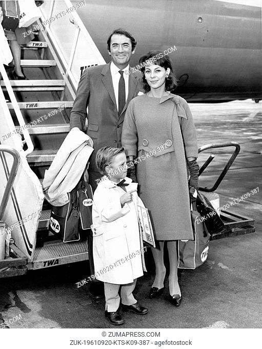 Sep. 20, 1961 - New York, NY, U.S. - Actor GREGORY PECK (1916-2003) was born in La Jolla, California. Pictured with his wife VERONIQUE and their 4-year-old son...