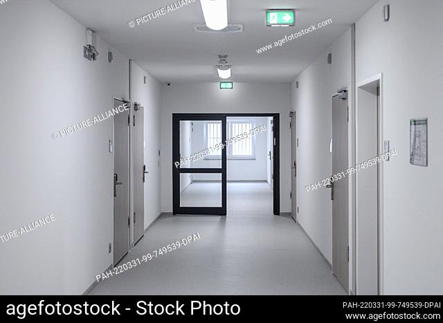 31 March 2022, Bavaria, Ebensfeld: Ward corridor of the tuberculosis ward in the district hospital. Since tuberculosis is contagious