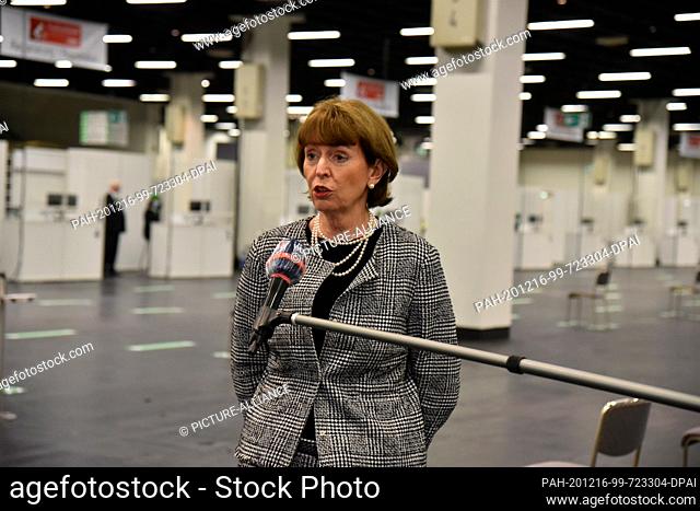 15 December 2020, North Rhine-Westphalia, Cologne: Henriette Reker, Lord Mayor of the City of Cologne, is at a press event in the ready-to-use Cologne...