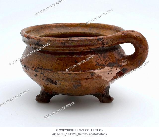 Earthenware cooking pot, glazed, vertical bandoor, on three legs, cooking pot tableware holder utensils earthenware ceramics earthenware glaze lead glaze