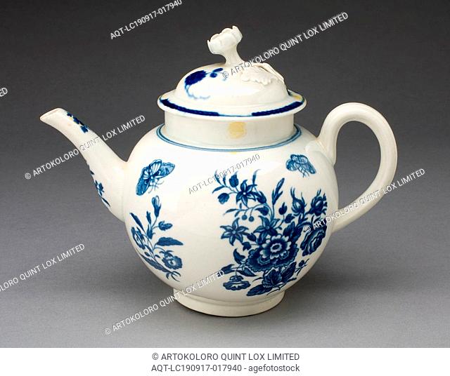 Teapot, c. 1770, Worcester Porcelain Factory, Worcester, England, founded 1751, Worcester, Soft-paste porcelain with underglaze blue decoration, 17