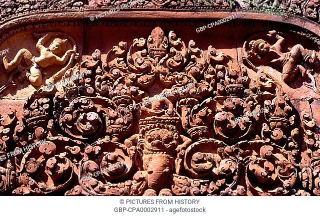 Cambodia: Elaborate carving on a lintel, Banteay Srei (Citadel of the Women), near Angkor