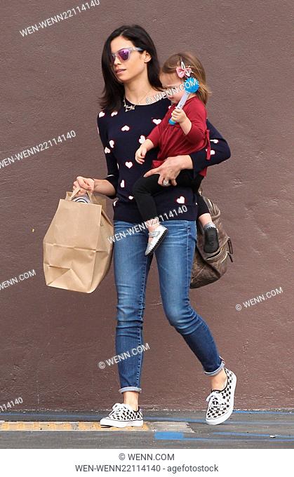Jenna Dewan and her daughter Everly leaving Rite Aid in West Hollywood Featuring: Jenna Dewan, Everly Tatum Where: Los Angeles, California