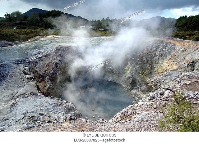 Inferno Crater Of Wai O Tapu Thermal Wonderland