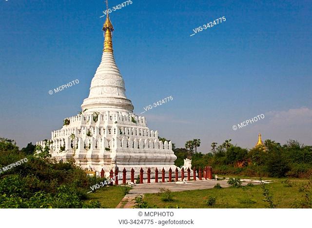 BUDDHIST PAYAS in historic INWA which served as the Burmese Kingdoms capital for 400 years - MYANMAR - 02/05/2012