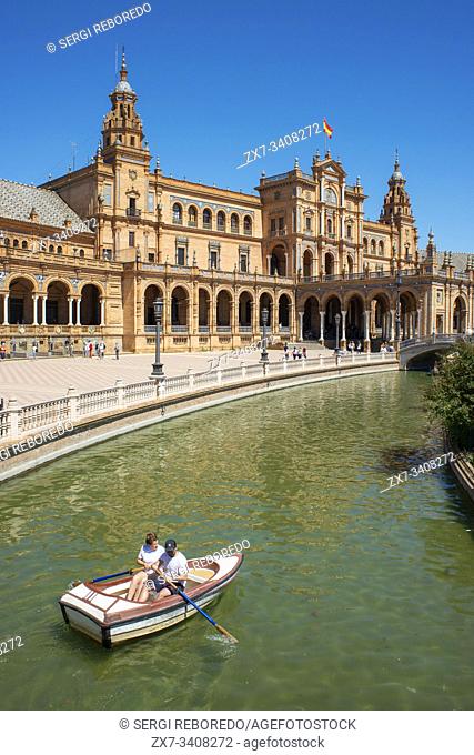 Seville Plaza de Espana, view of the boating lake in the Plaza de Espana in Seville, Andalucia, Spain