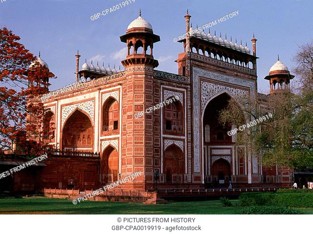 India: The Great Gate (Darwaza-i-rauza) at the Taj Mahal, Agra, Uttar Pradesh