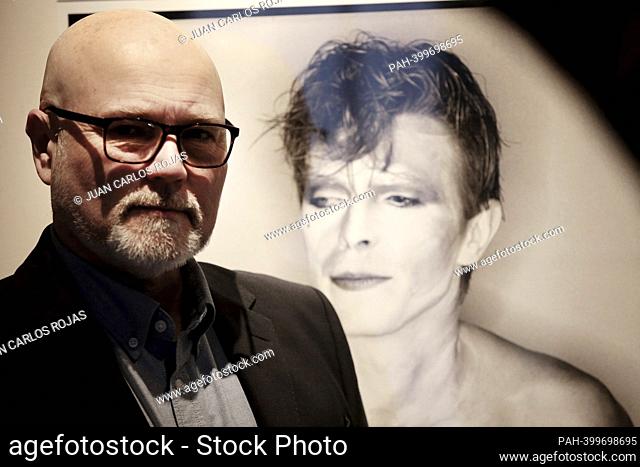 Madrid, Spain; 14.03.2023.- Chris Duffy with a photo he took of David Bowie Chris DuffyBowie taken by Duffy. The iconic image of lightning that crosses the face...