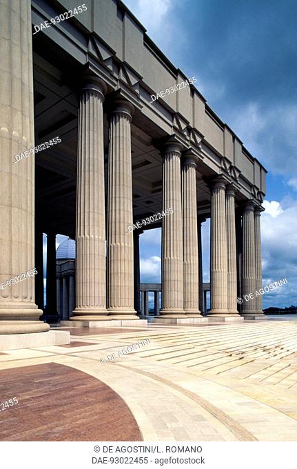 Portico of the Basilica of Our Lady of Peace, 1989, inspired by the Basilica of Saint Peter in the Vatican City, Yamoussoukro