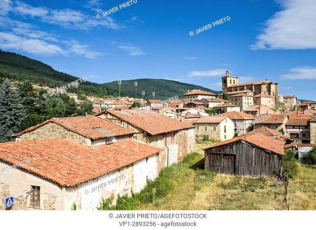 Locality of Vinuesa. Church of Our Lady of the Pine. Traditional architecture. Sierra de Urbión. Province of Soria. Castilla y León. Spain