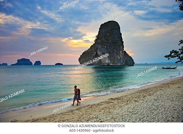 Rai Leh bay, Railay bay, Phranang Beach and limestone cliffs in the Andaman Sea Phranang Peninsula, Krabi province, Southern Thailand