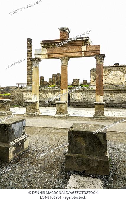 Pompeii is a vast archaeological site in southern Italy's Campania region, near the coast of the Bay of Naples. Once a thriving and sophisticated Roman city