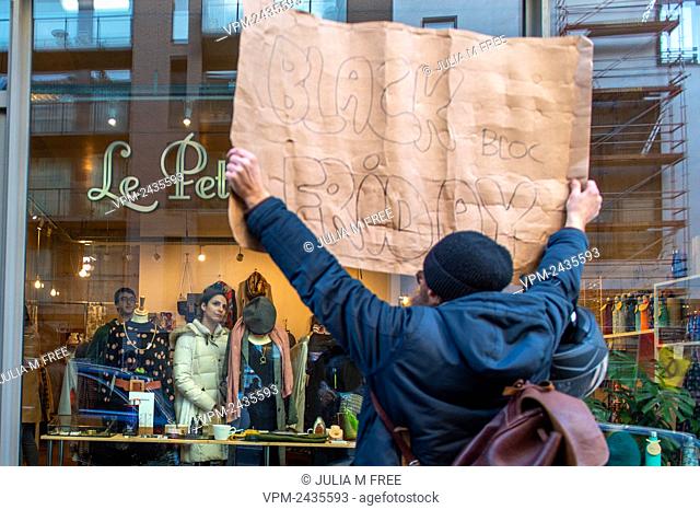 Illustration picture shows a protest of the 'yellow vests' (gilets jaunes - gele hesjes) in Brussels, Saturday 30 November 2019