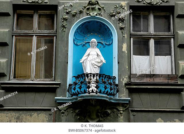 Lviv, house, Madonna statue, Ukraine, Western Ukraine, Lviv