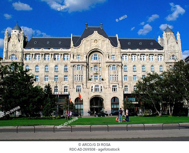Four Seasons Hotel Gresham Palace, Budapest, Hungary / Gresham Palais