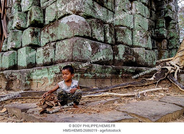 Cambodia, Preah Vihear province, temples complex of Koh Ker, dated 9 to 12th century, group of Prasat Linga or Prasat Leung