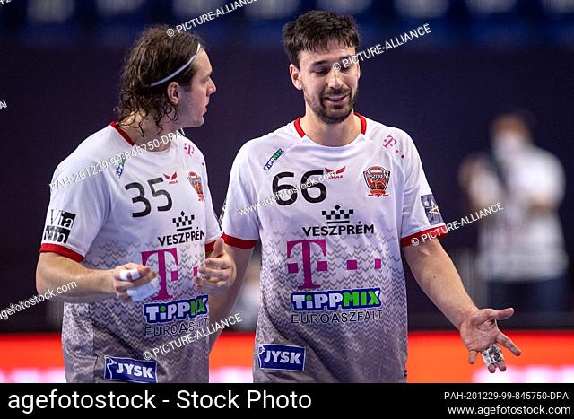 29 December 2020, North Rhine-Westphalia, Cologne: Handball: Champions League, Paris St. Germain - Telek. Veszprem, final round, final four, match for 3rd place