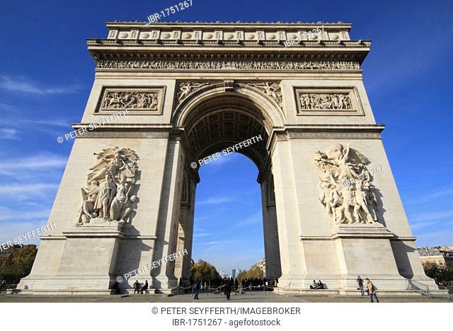 Arc de Triomphe, Triumphal Arch, Place Charles de Gaulle Etoile, Paris, France, Europe