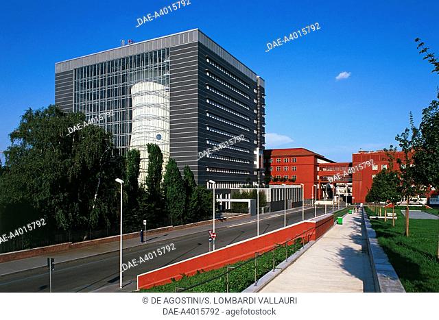 Headquarter Pirelli Real Estate (1999-2004), designed by Studio Gregotti, Bicocca district, Milan, Italy