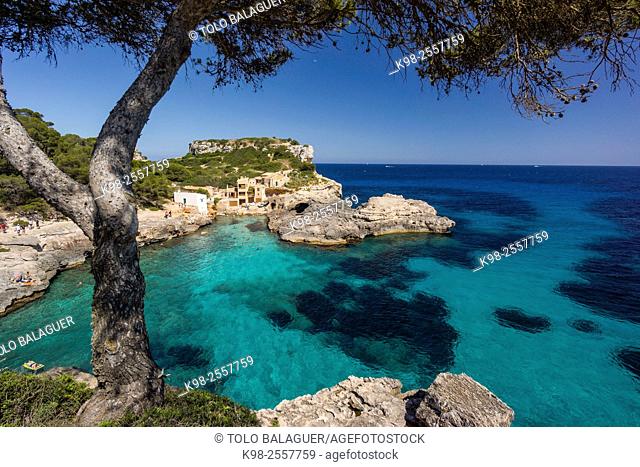 Spain, Balearic Islands, Mallorca, Santanyi, Rocky sea bay, Cala s'Almunia