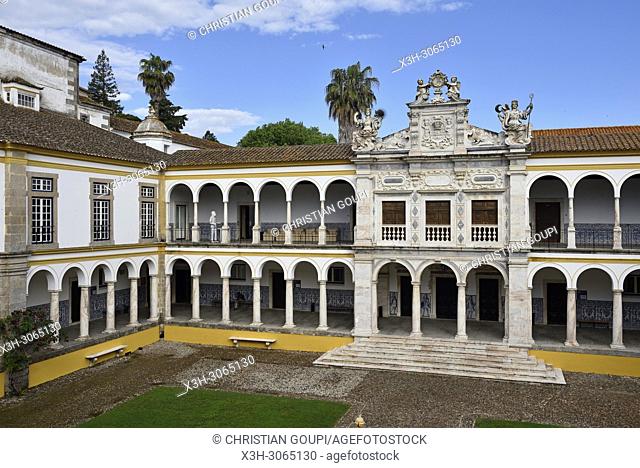 former Colegio do Espirito Santo courtyard, University of Evora, Alentejo region, Portugal, southwertern Europe