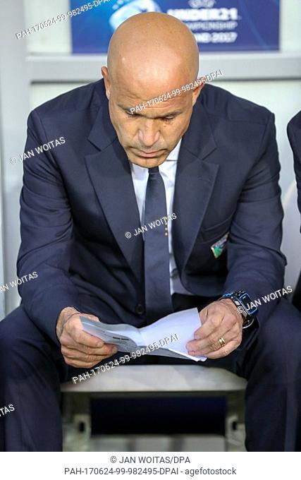 Italian head coach Luigi di Biagio during the men's U21 European Championship group stage match between Italy and Germany taking place in Cracow, Poland