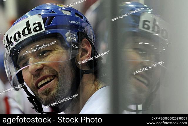 ***FILE PHOTO***Czech ice hockey player Jaromir Jagr is seen smiling during the game against Slovakia on the World Cup 2009 in Kloten, Switzerland on May 2