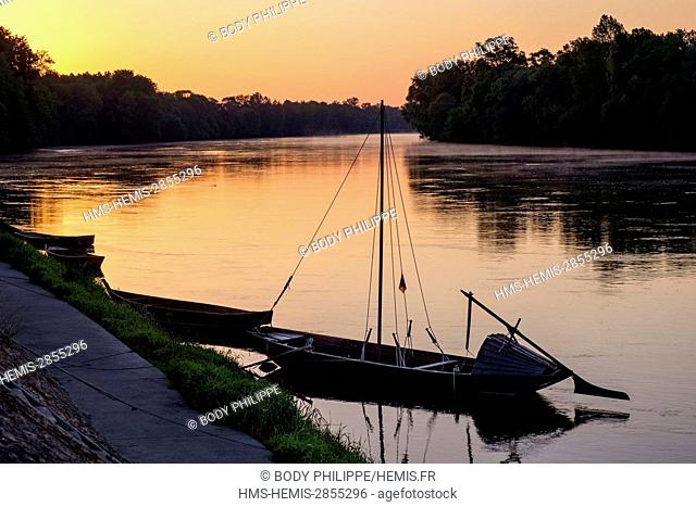France, Indre et Loire, Loire Valley listed as World Heritage by UNESCO, Chouze sur Loire, traditional boats on Loire river