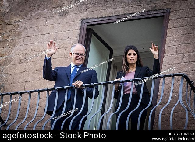 The new mayor of Rome Roberto Gualtieri, the outgoing mayor of Rome Virginia Raggi overlooking the balcony of the Campidoglio during the handover , Rome