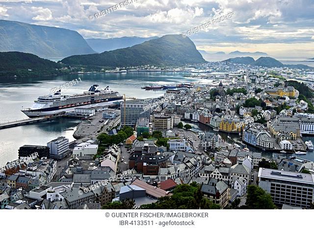 View from the Aksla hill to Alesund with the cruise ship terminal, Alesund, Møre og Romsdal, Norway