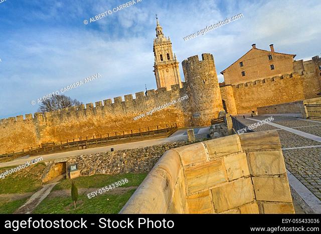 Old Bridge, Bell Tower and City Walls, 15th century, El Burgo de Osma, Soria, Castilla y León, Spain, Europe