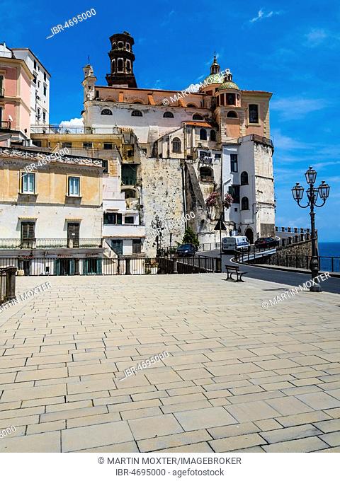 View of Piazza Umberto I and church Collegiate Santa Maria Maddalena, Arani, region Amalfi, Amalfi coast, Campania, Italy