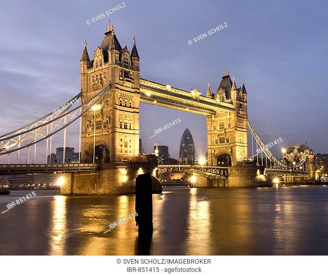 Tower Bridge at night, London, England, Great Britain, Europe