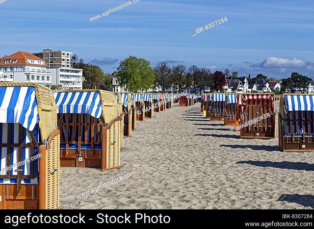 Beach chairs, Travemünde beach, Lübeck Travemünde, Schleswig Holstein, Germany, Europe
