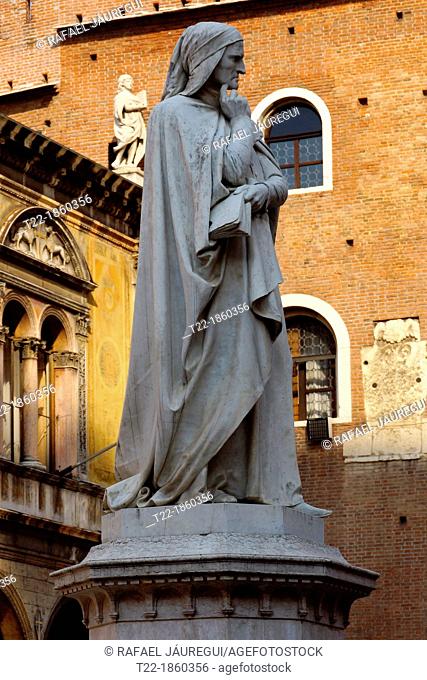 Verona Italy  Monument to Dante in the historical city of Verona